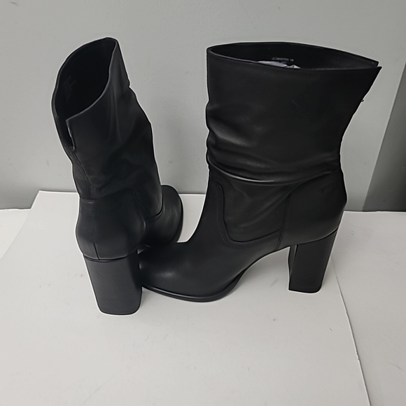 Steve Madden Vector - Picture 8 of 8